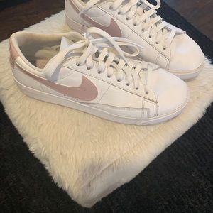 NIKE 8.5 Shoes